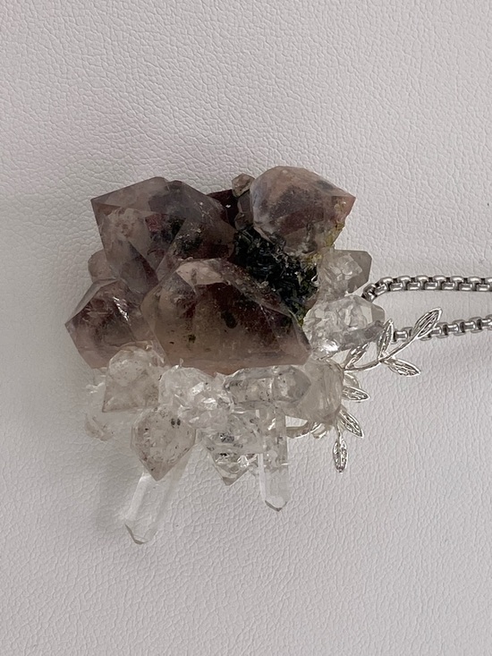 Jewelry - Super Seven Crystal Pendant with Herkimer Diamonds & Silver Alloy Leaf Accents